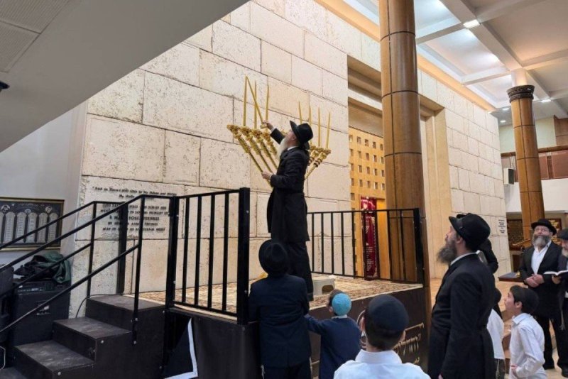לוי נזארוב