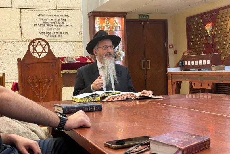 לוי נזארוב