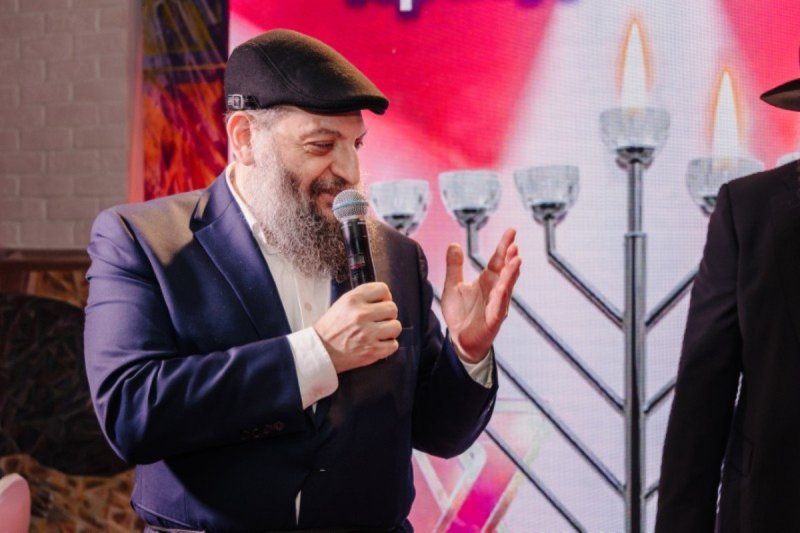 לוי נזארוב