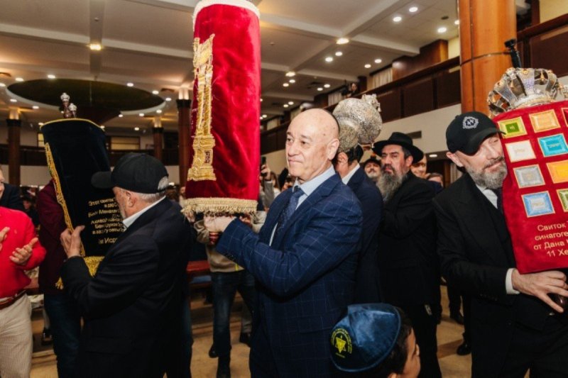 לוי נזארוב
