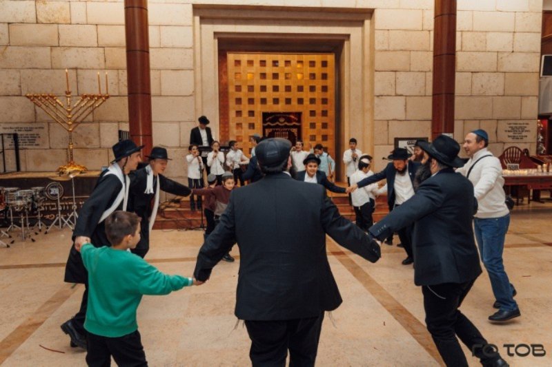 לוי נזארוב