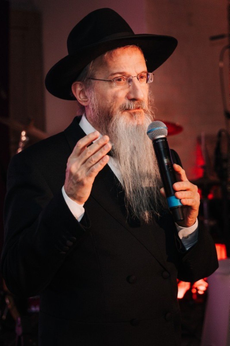 לוי נזארוב