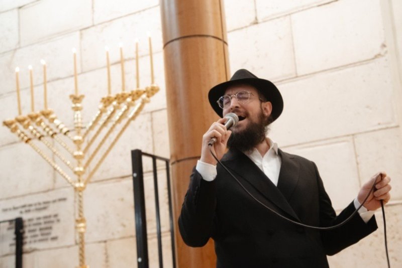 לוי נזארוב