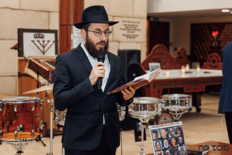 לוי נזארוב
