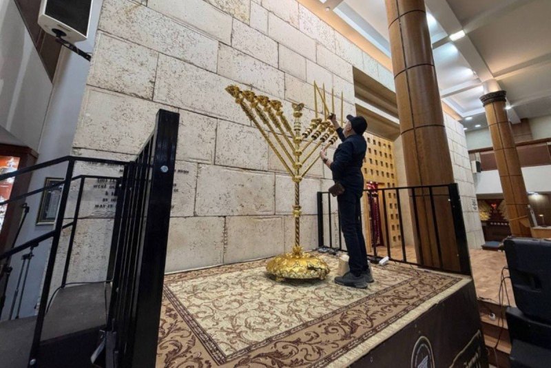 לוי נזארוב