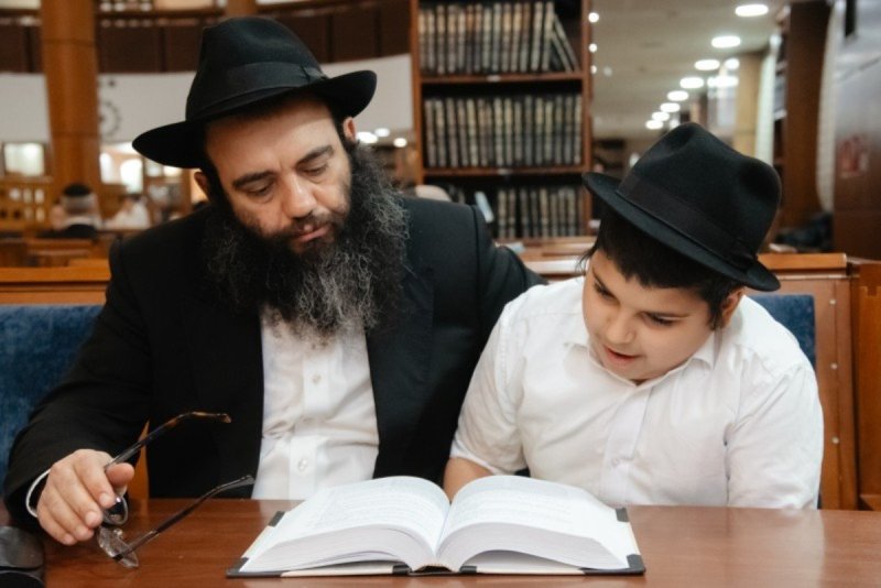 לוי נזארוב