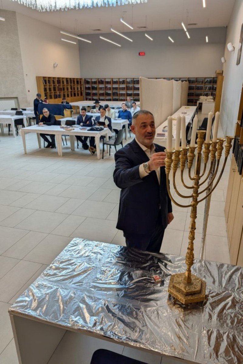לוי נזארוב