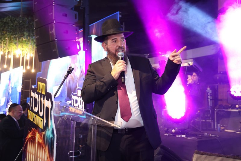 נועם אליהו