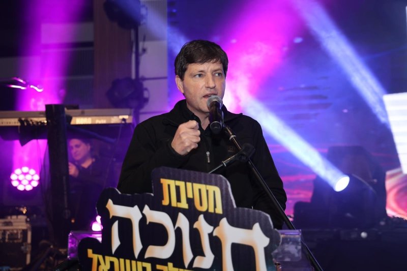 נועם אליהו
