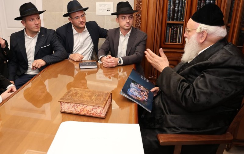 נועם אליהו