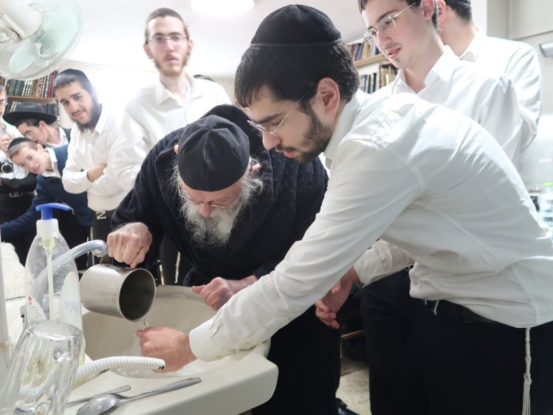 שוקי לרר