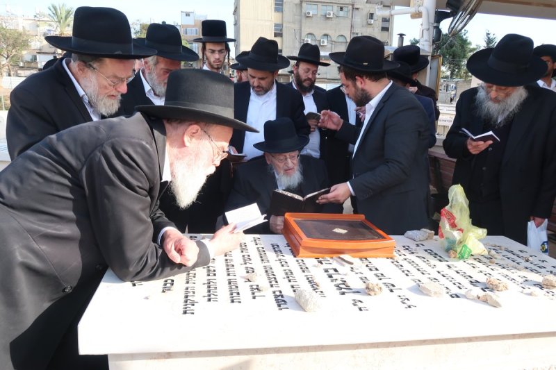 שוקי לרר