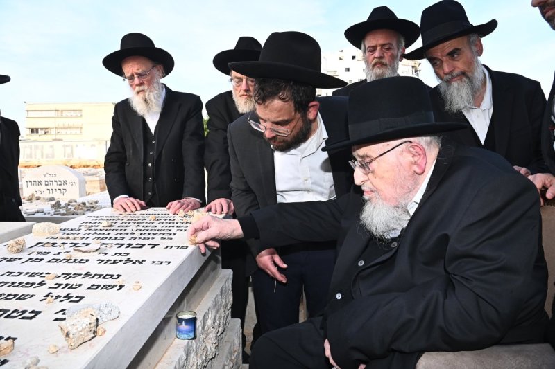 שוקי לרר
