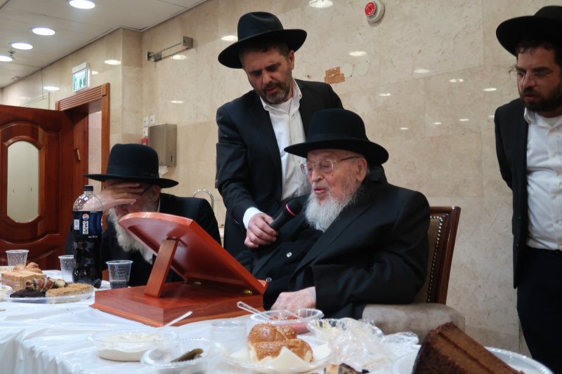 שוקי לרר