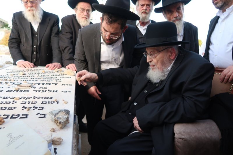שוקי לרר