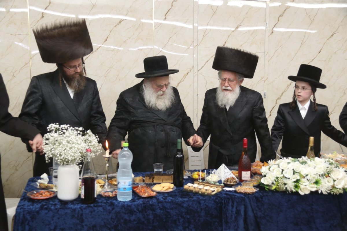 באדיבות המצלם