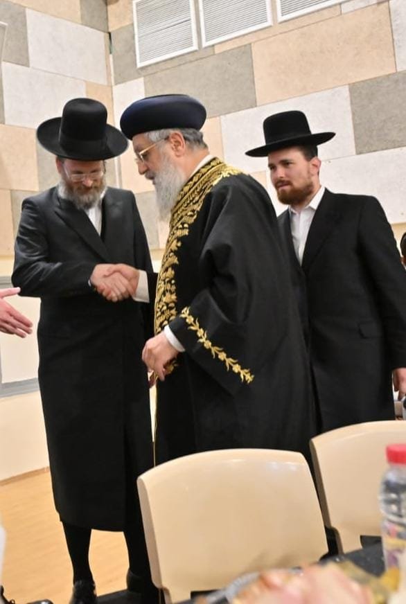 באדיבות המצלם