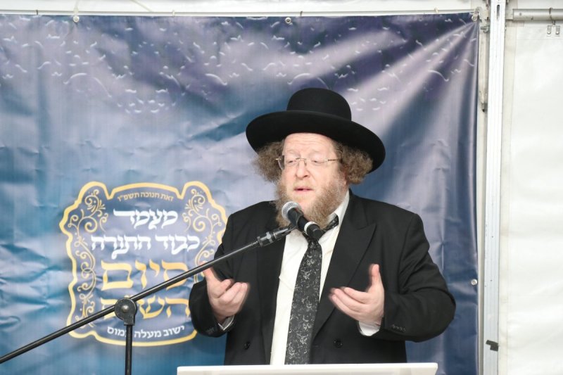 באדיבות המצלם