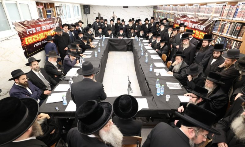 גדולי ישראל והאדמו"רים נזעקו נגד הפשרות בחוק הגיוס