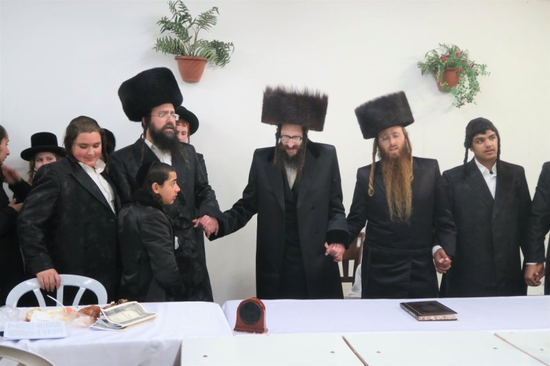 מ. אדלר