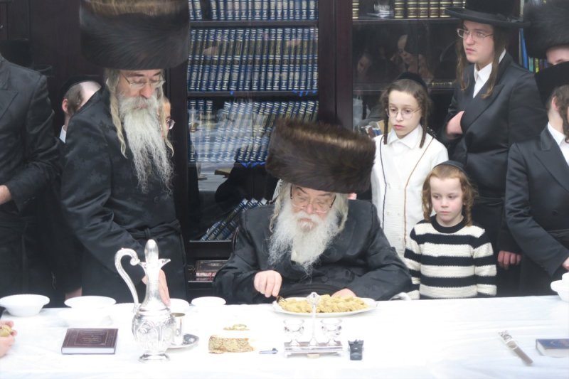 מ. אדלר