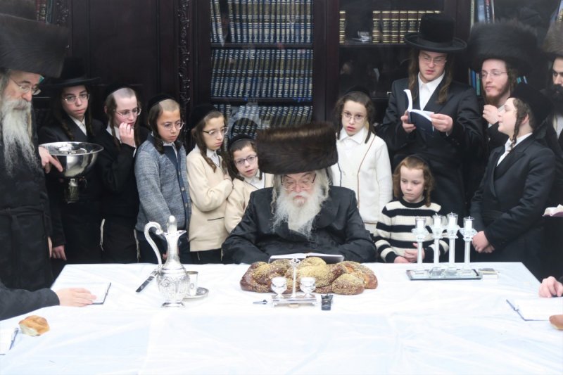 מ. אדלר