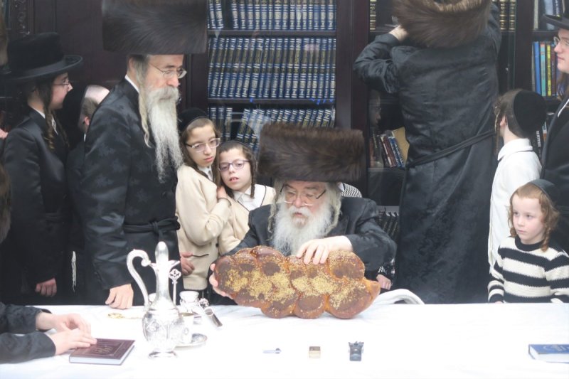 מ. אדלר