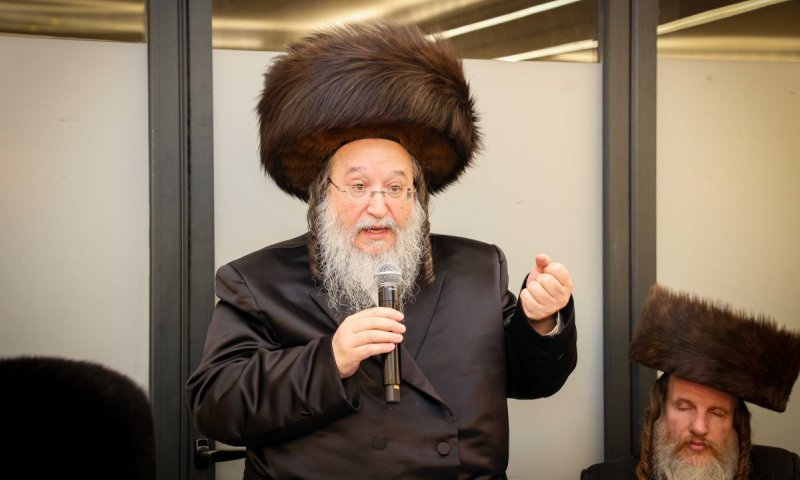 שבת יארצייט של ה'קדושת ישכר' מסאווראן | כל אירועי וזמני שבת