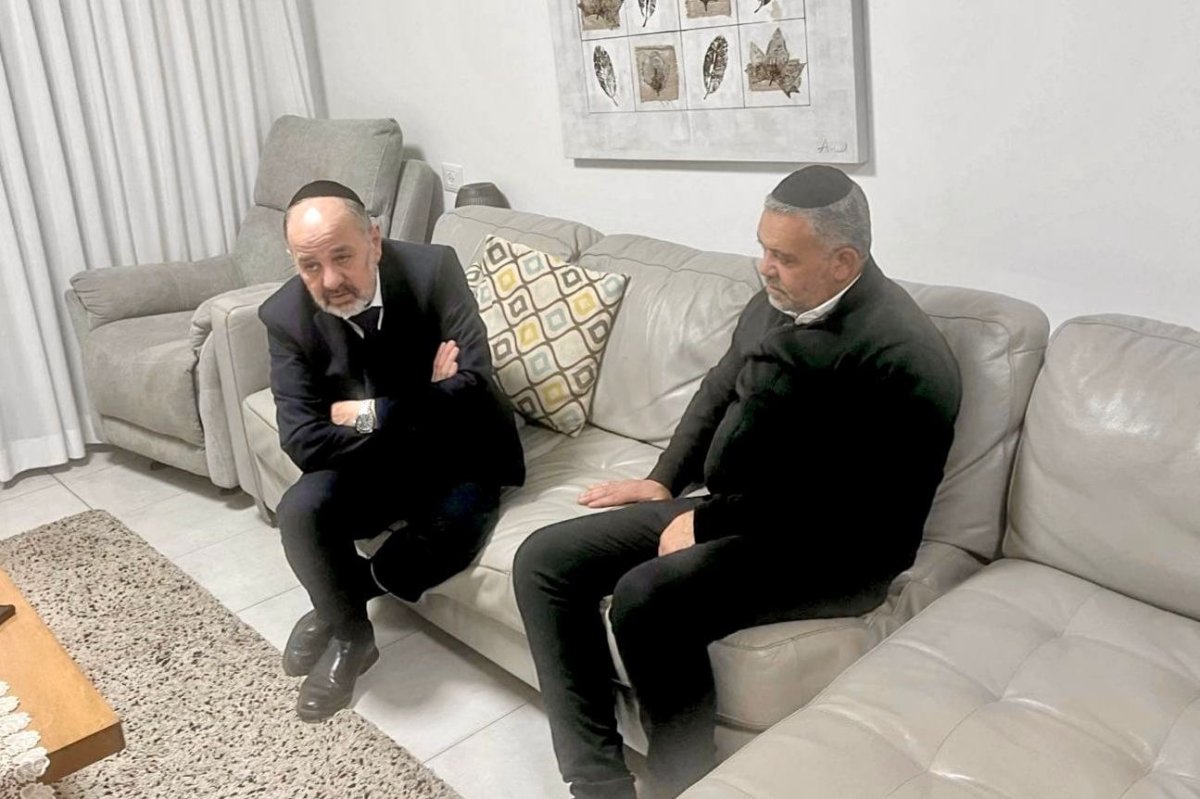 באדיבות המצלם