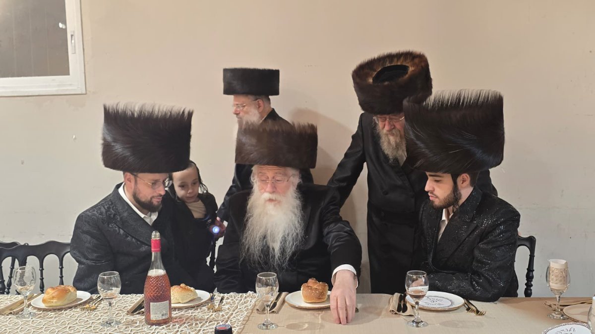 באדיבות המצלם