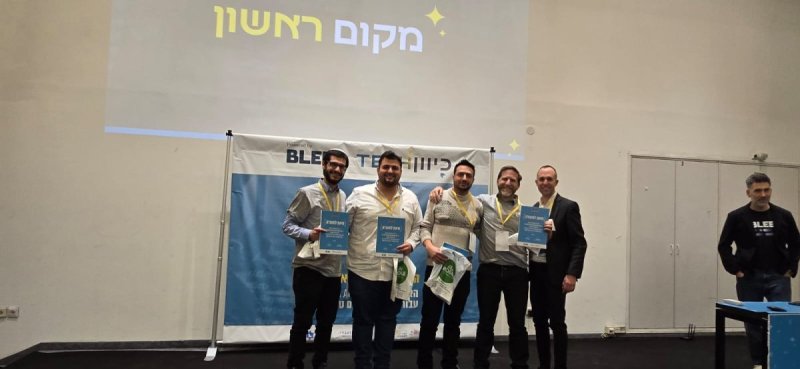 יחצ