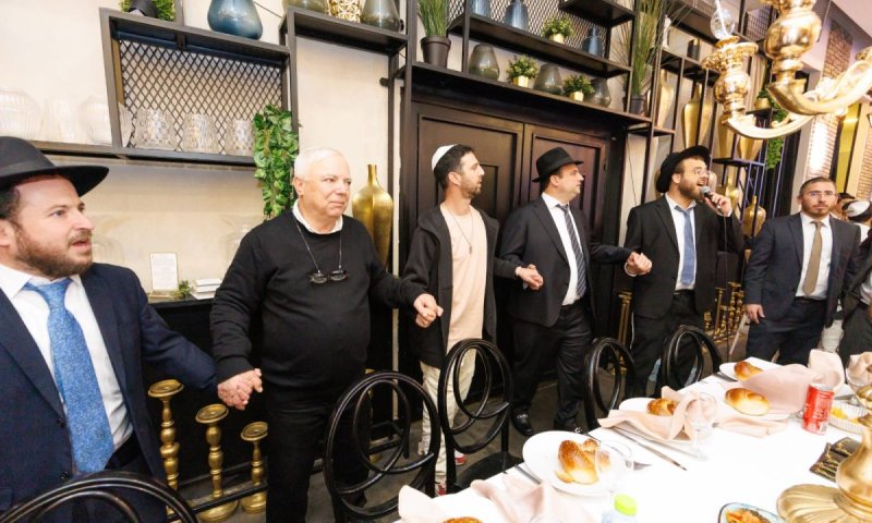 תיעוד: כששורד השבי אלקנה בוחבוט הודה למתחזקים