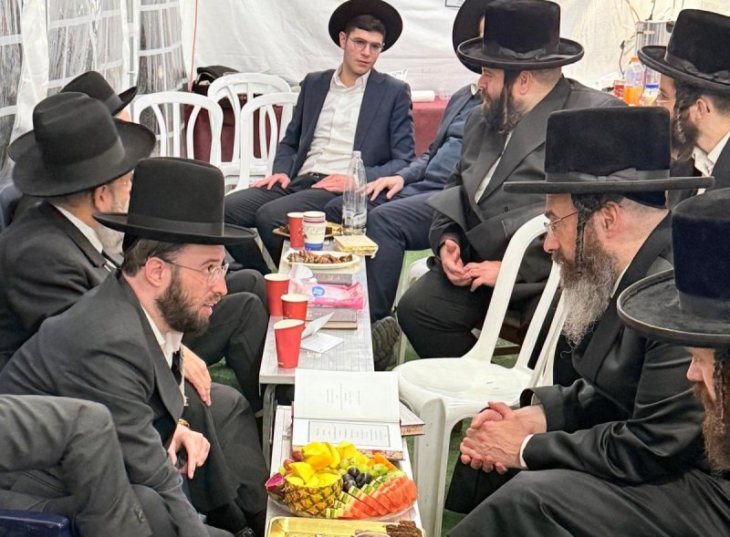 באדיבות המצלם
