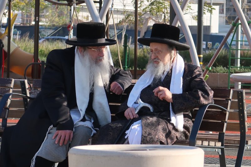 שימי פ.