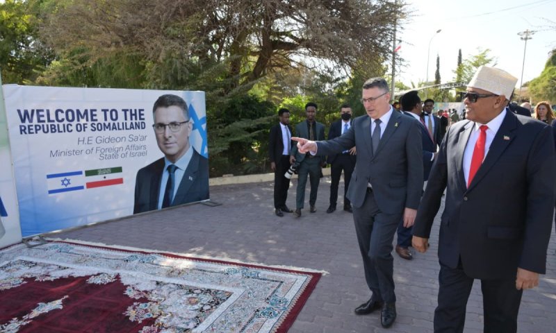"הפרה חמורה ובוטה": במוגדישו רותחים על ביקור גדעון סער בסומלילנד - כך הגיב השר