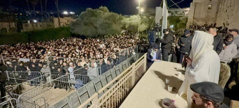 באדיבות המצלם