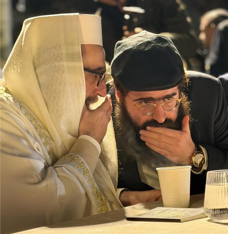 באדיבות המצלם