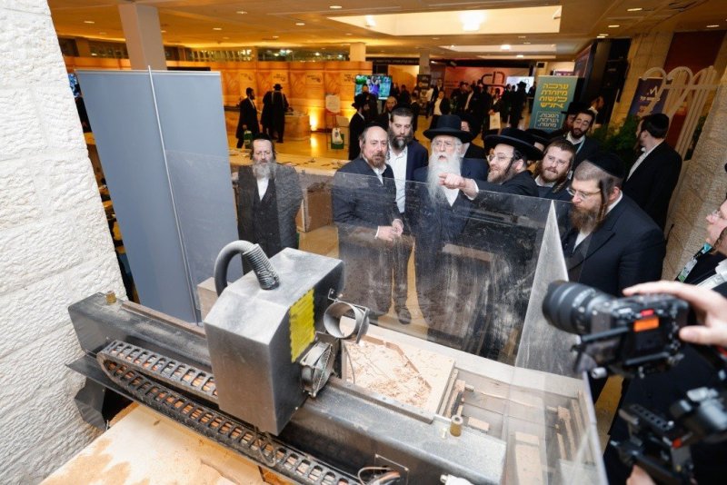 משה גולדשטיין ושמוליק קורלנסקי