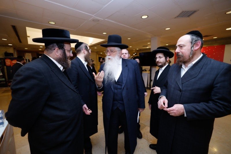 משה גולדשטיין ושמוליק קורלנסקי