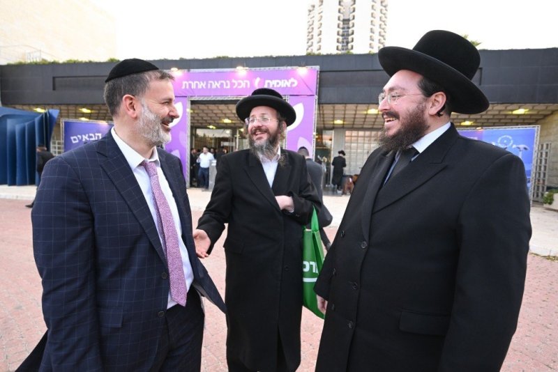 משה גולדשטיין ושמוליק קורלנסקי