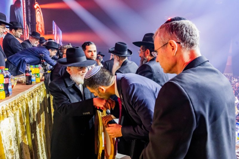 מנדי טויטו