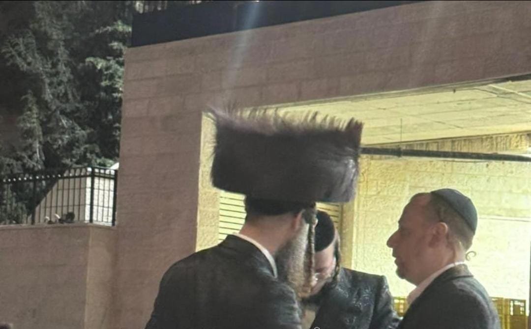 באדיבות המצלם