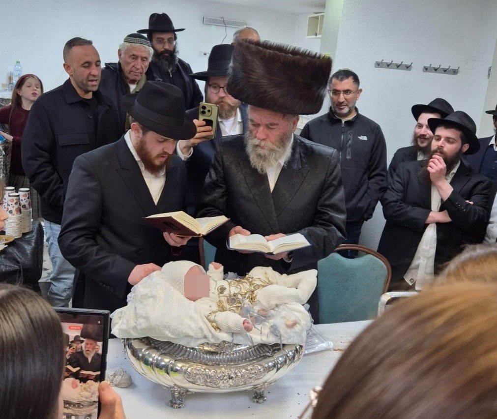 באדיבות המצלם