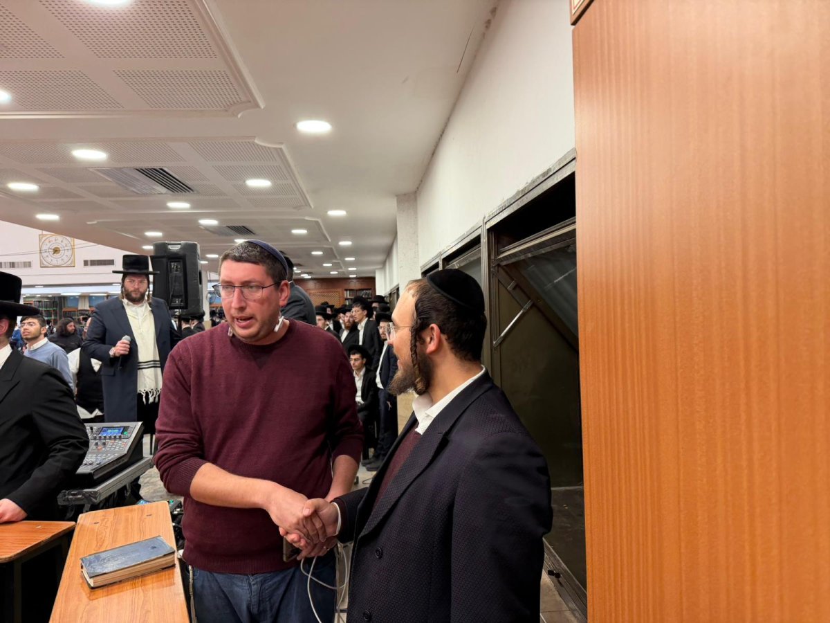 באדיבות המצלם