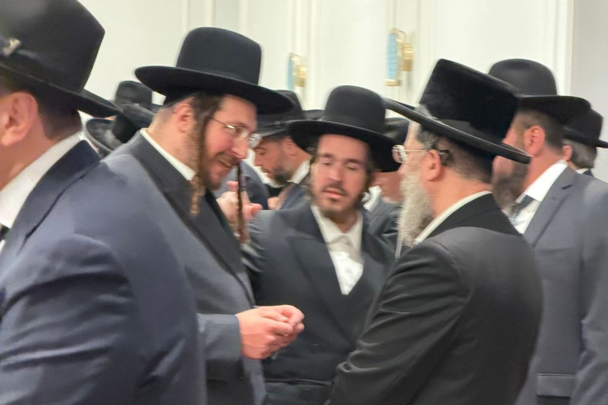באדיבות המצלם