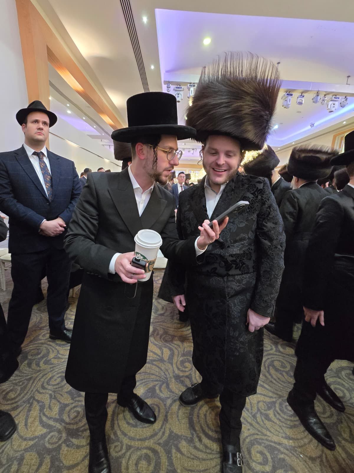 באדיבות המצלם