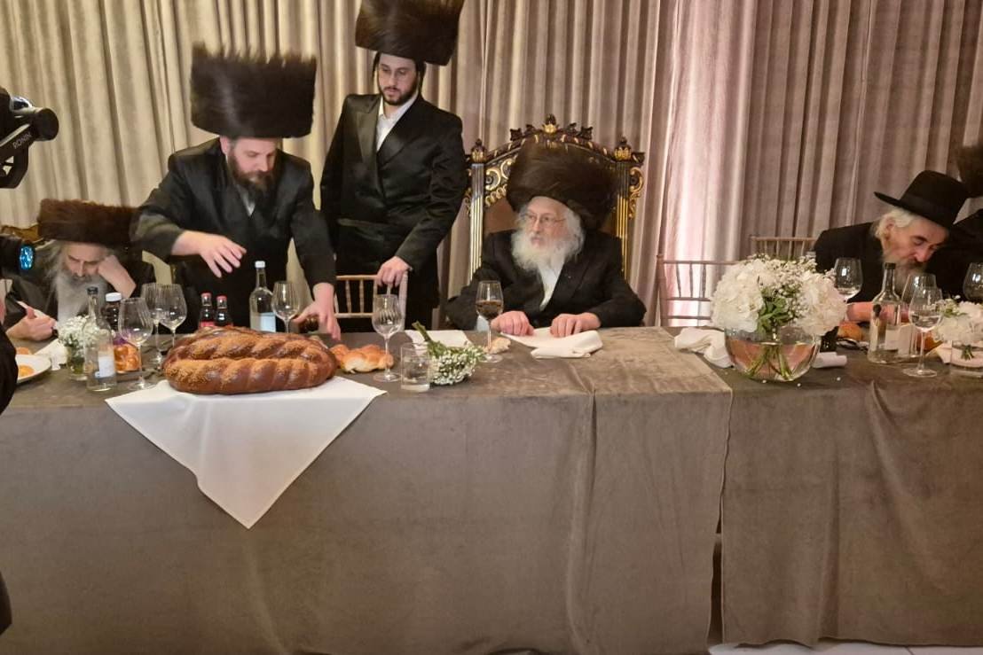 באדיבות המצלם