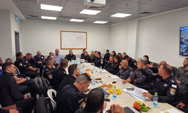 ישיבת היערכות המשטרה והמשרד לשירותי דת להילולת הבבא סאלי