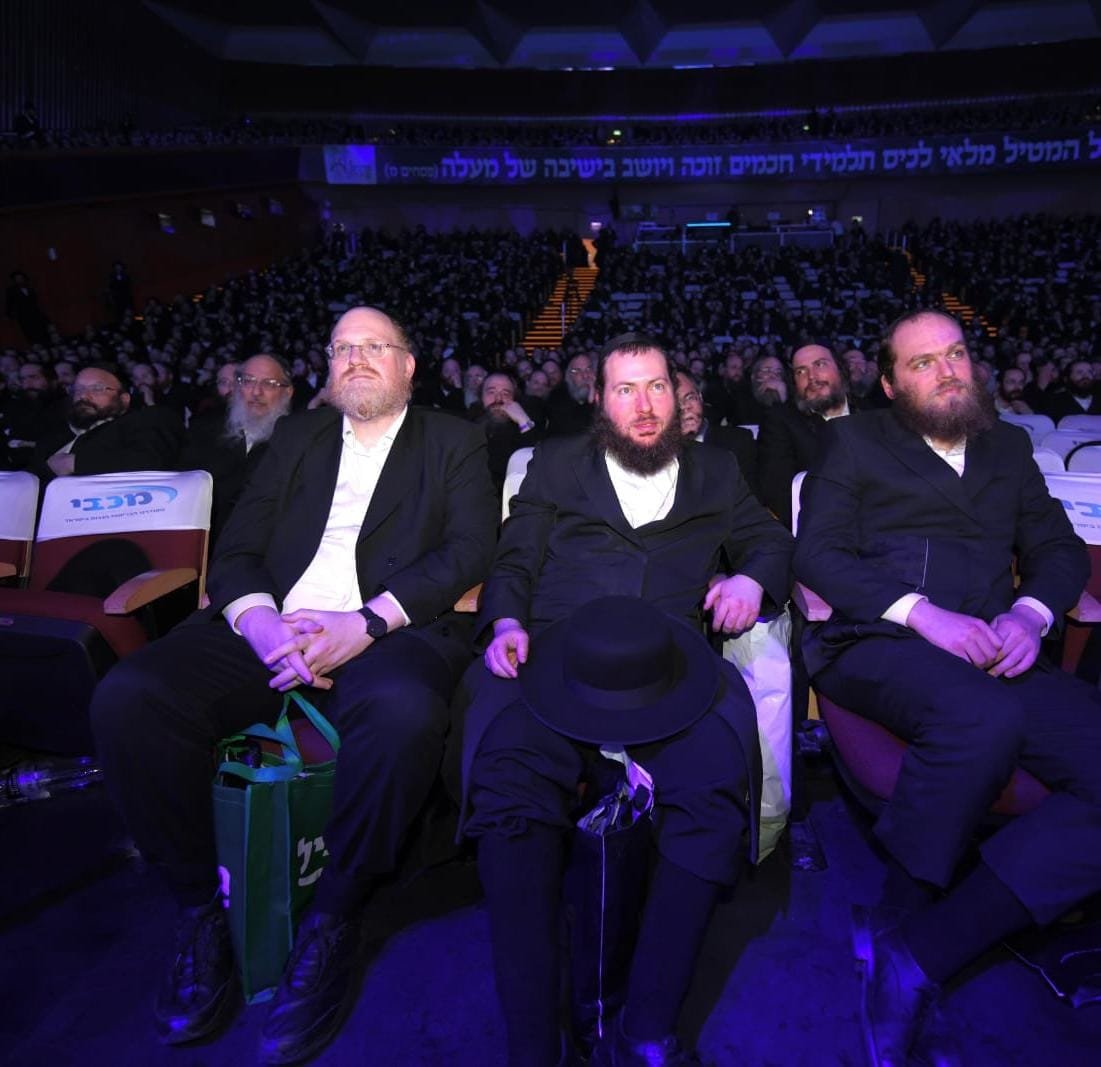 באדיבות המצלם
