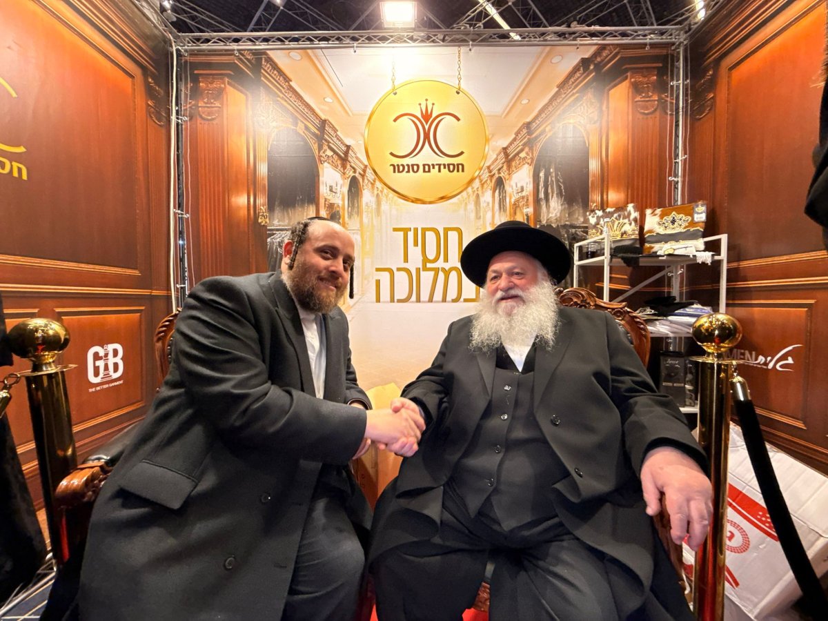 באדיבות המצלם